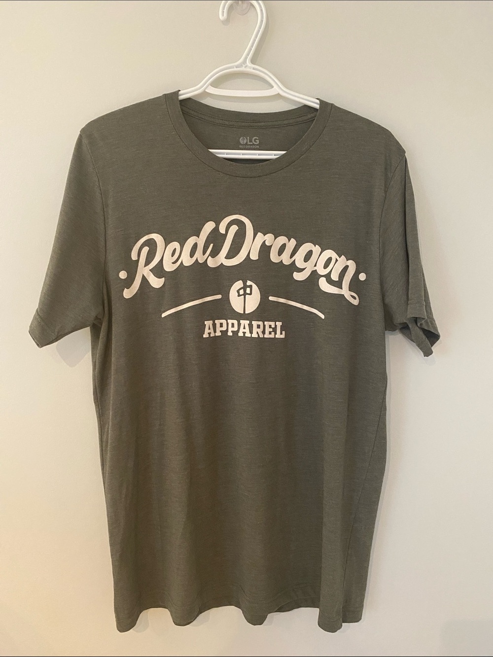 Mens Red Dragon Short-Sleeve Tee Size Large